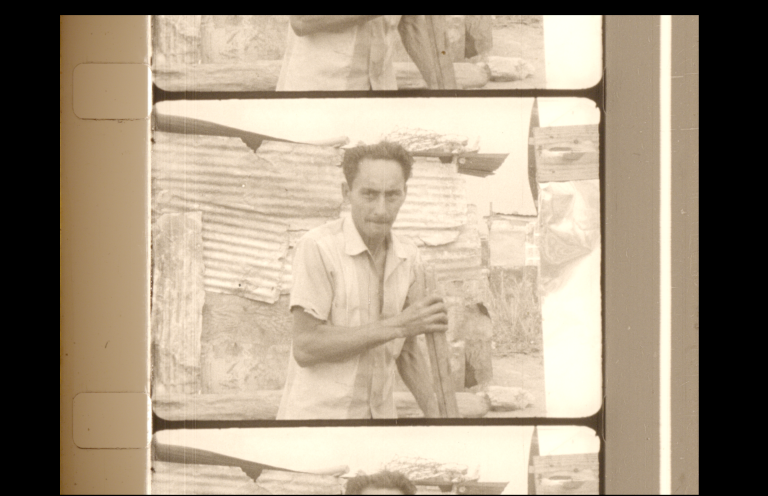 Pueblo de lata (1972)
